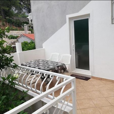 Apartman Neven Подгора Екстериор снимка