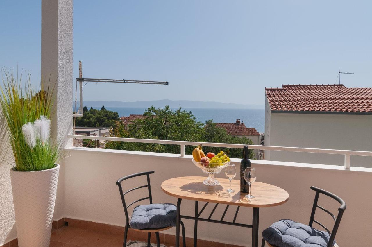 Apartman Neven Подгора Екстериор снимка